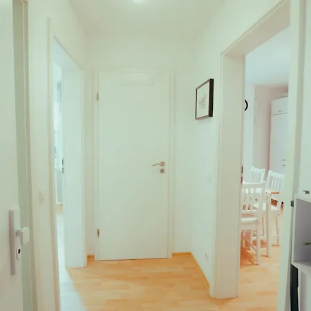 Zentrumsnahe Mit 2 Separaten Schlafzimmern Daire *
