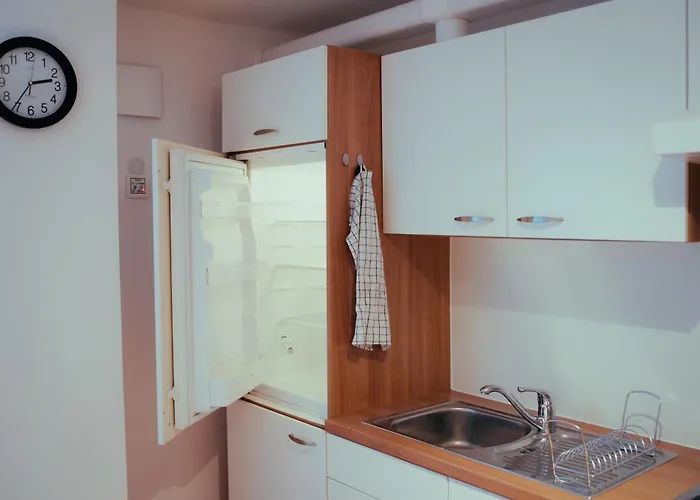 Zentrumsnahe Mit 2 Separaten Schlafzimmern * Passau